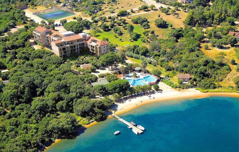 Exceptionnel Appartement T5 à Cala di Pianottuli - 92 m² Carrez, 155 m² Utiles - Vue Panoramique sur la Mer