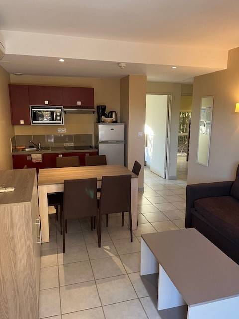 Annonce Immobilière - Un Joyau Méditerranéen au Cap d'Agde