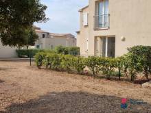 Élégance et raffinement : Superbe appartement T2 avec grande terrasse dans la résidence 